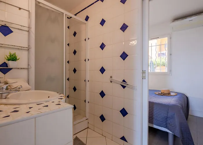 Les Boucaniers By Interhome Apartment