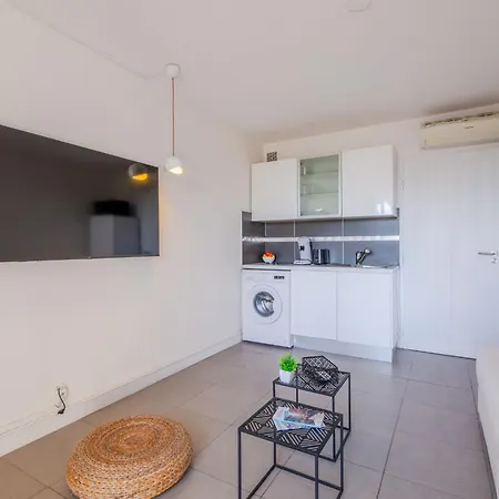 Apartment Les Boucaniers By Interhome